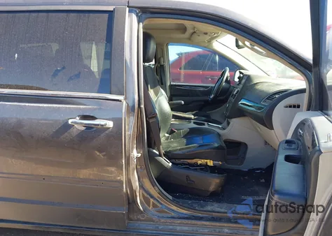 2016 Chrysler Town & Country Limited Platinum from USA, damaged, VIN 2C4RC1GG5GR222167